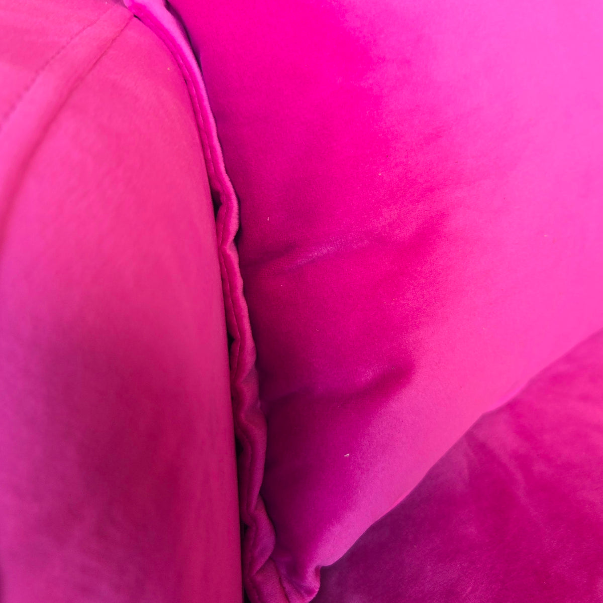 Cuddle Swivel Chair - Barbie Pink