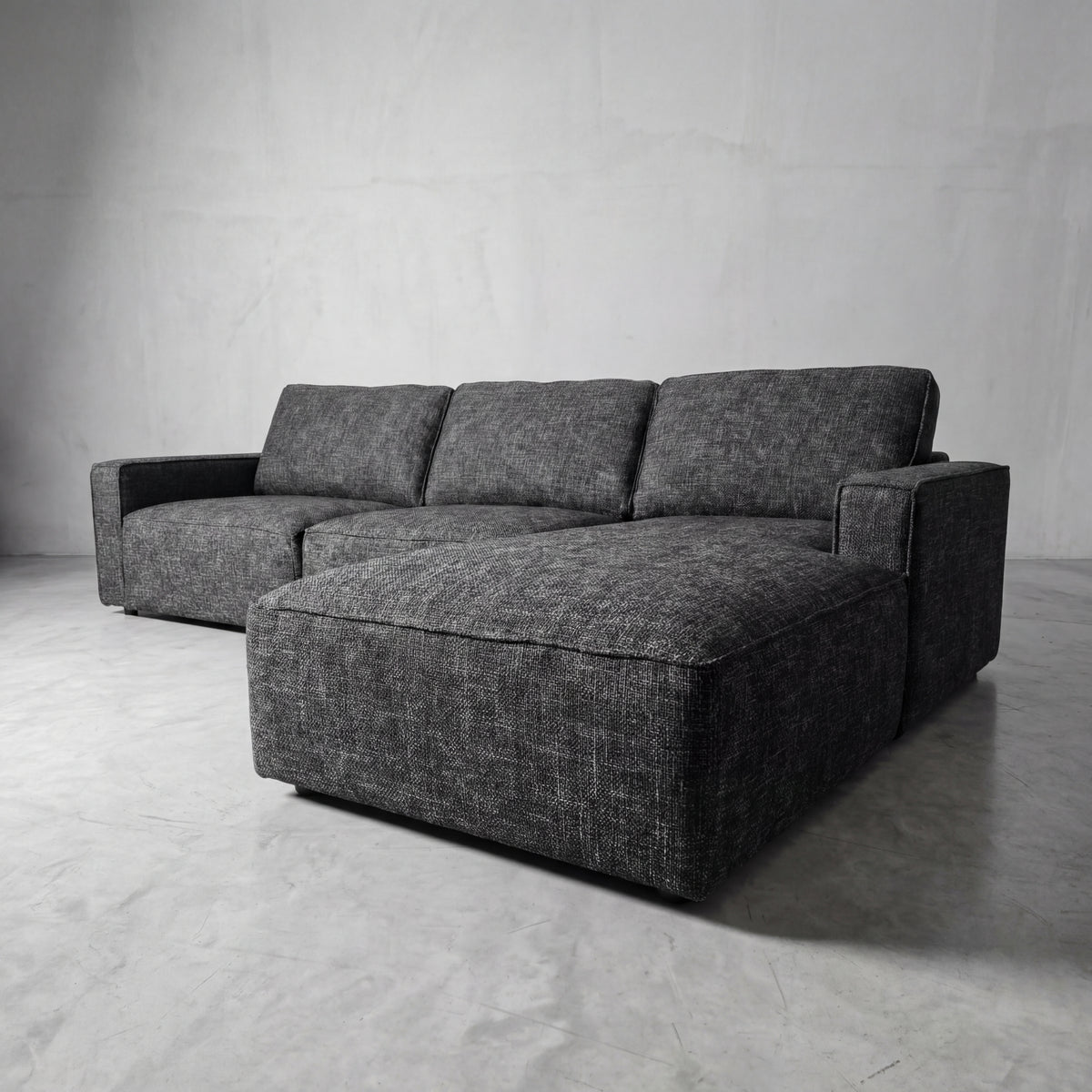 Lulu Chaise Lounge